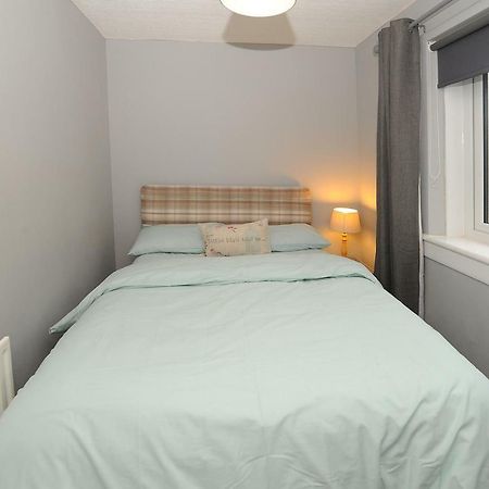Three Bedroom Spacious House 스털링 외부 사진